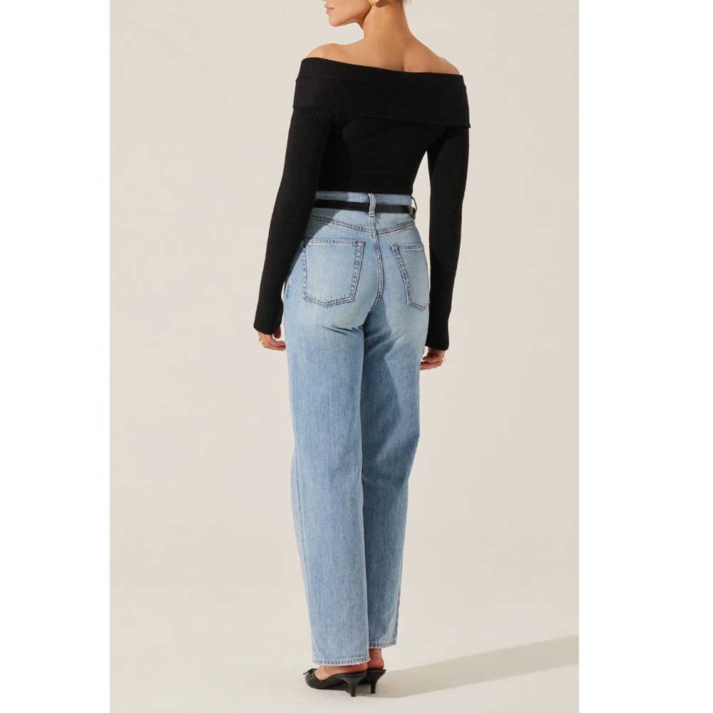 Astr Black Off-Shoulder Sweater, Medium NWT - Picture 4 of 8